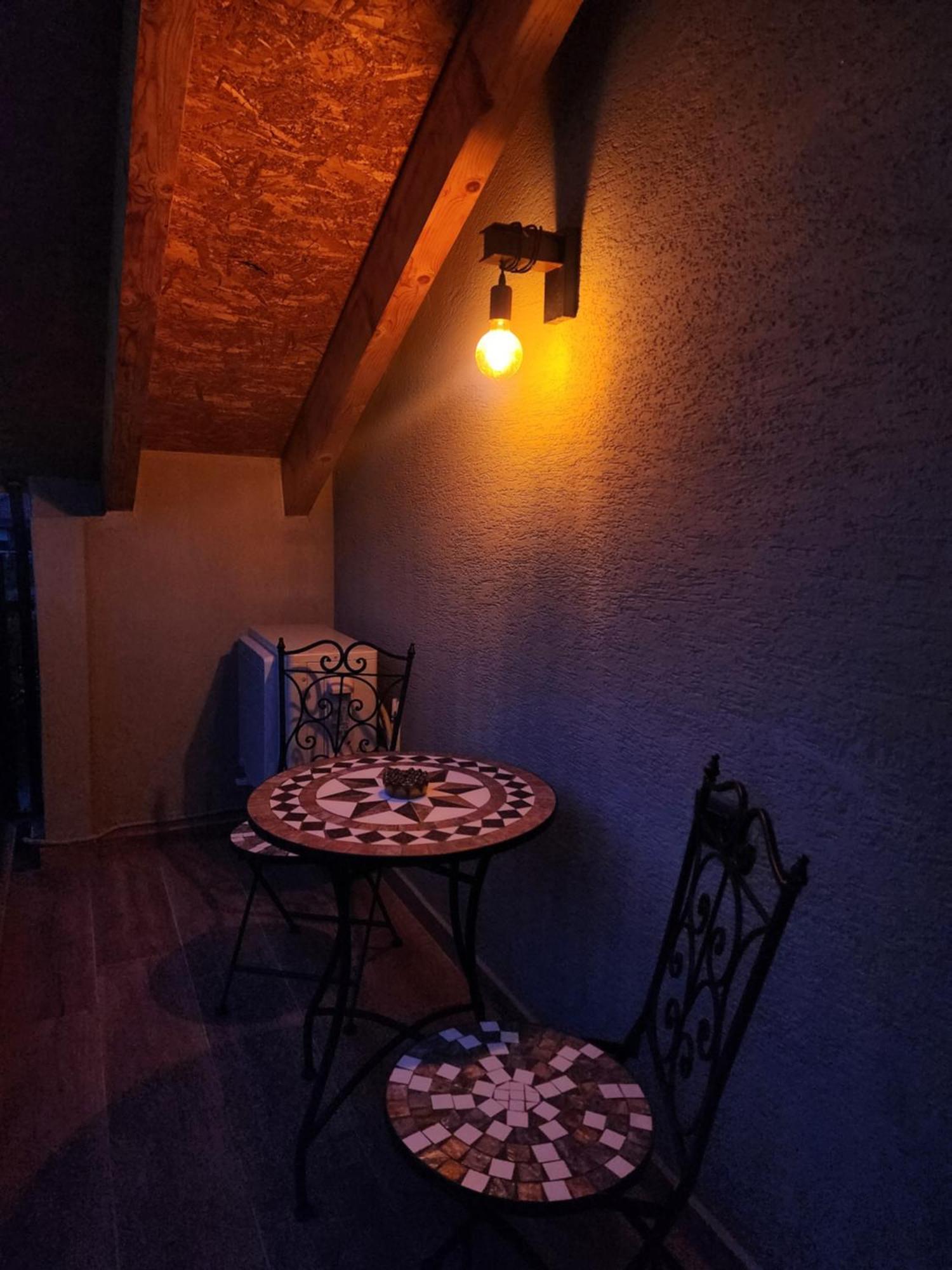 Guesthouse Te Avllia Kelcyre Exteriör bild